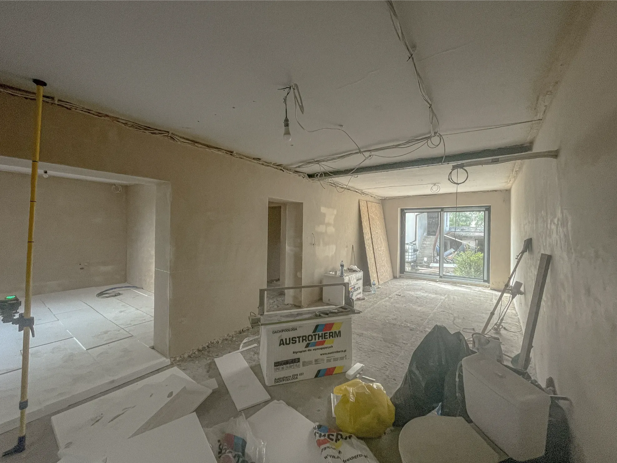 Tynkowanie wnętrza mieszkania – ściany i sufit